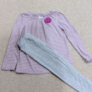 Size 5T top with leggings